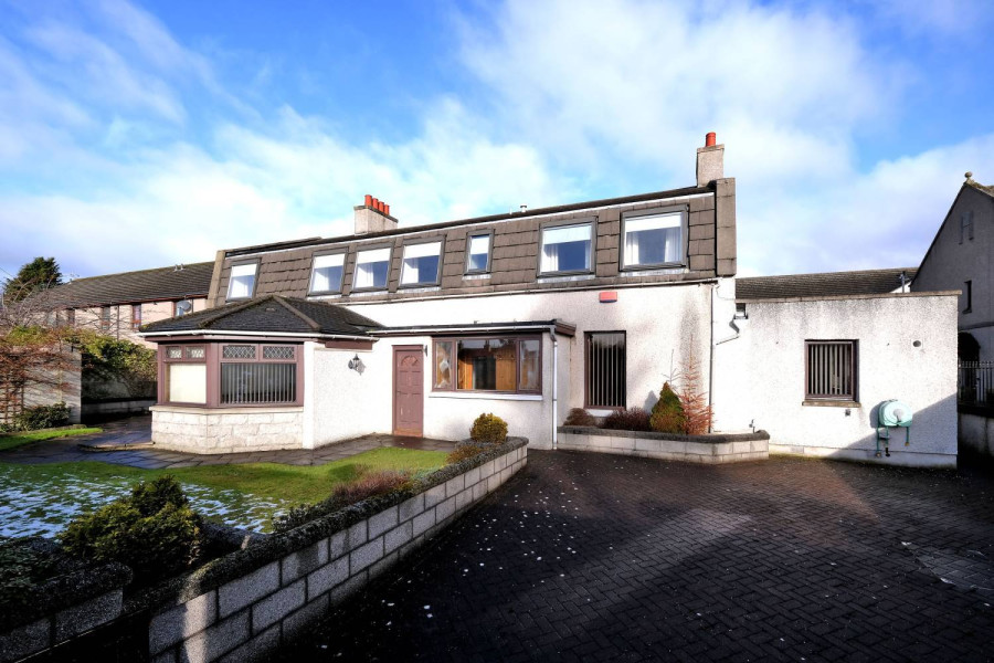 Photo of 1 John Street, Dyce, Aberdeen, AB21 7ED — offers over £300,000