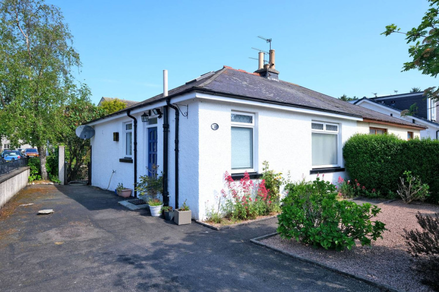 Photo of 13 Links Road, Bridge of Don, Aberdeen, AB23 8DD — offer over £185,000