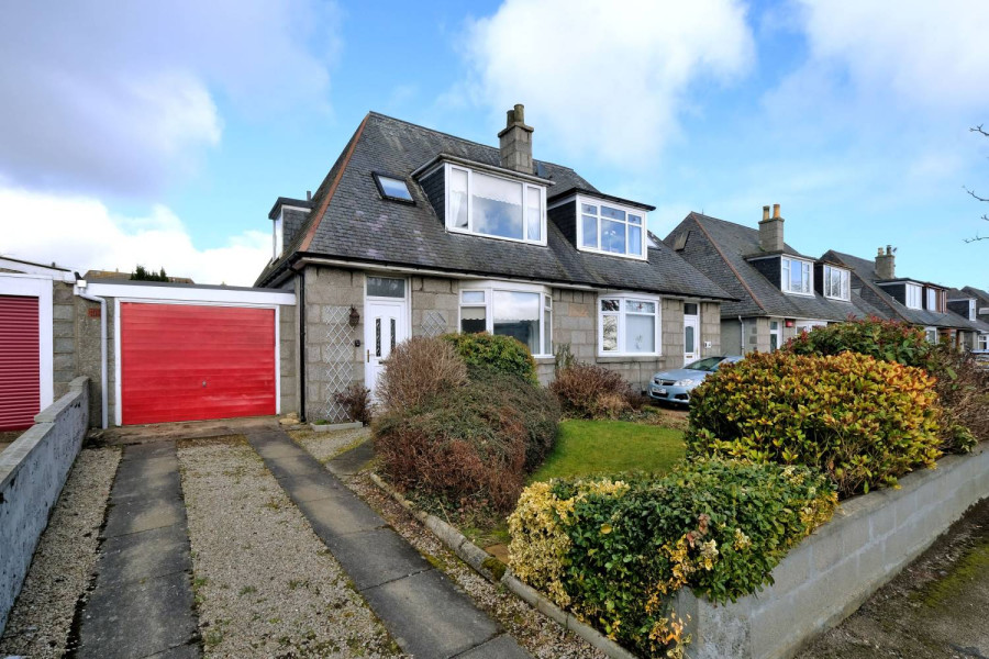 Photo of 30 Balgownie Road, Bridge of Don, Aberdeen, AB23 8JP — offers around £162,500